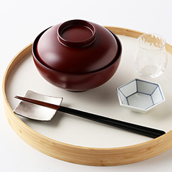 Yosooi よそおい 漆器