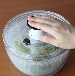 OXO オクソー サラダスピナー