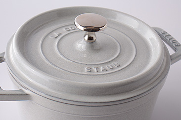Staub ピコ・ココット ラウンド(カンパーニュ)