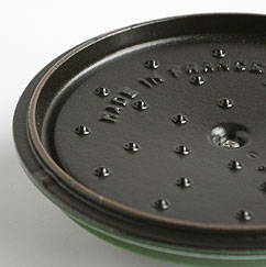 Staub ピコ・ココット ラウンド(バジルグリーン)