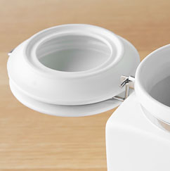 陶器のスクエアーキャニスター