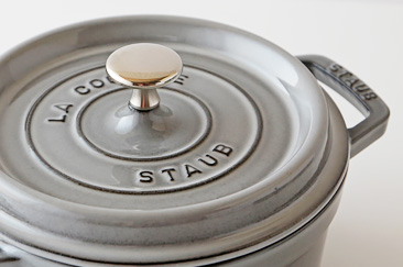 Staub ピコ・ココット ラウンド(グレー)