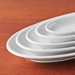 白いオーバル皿
